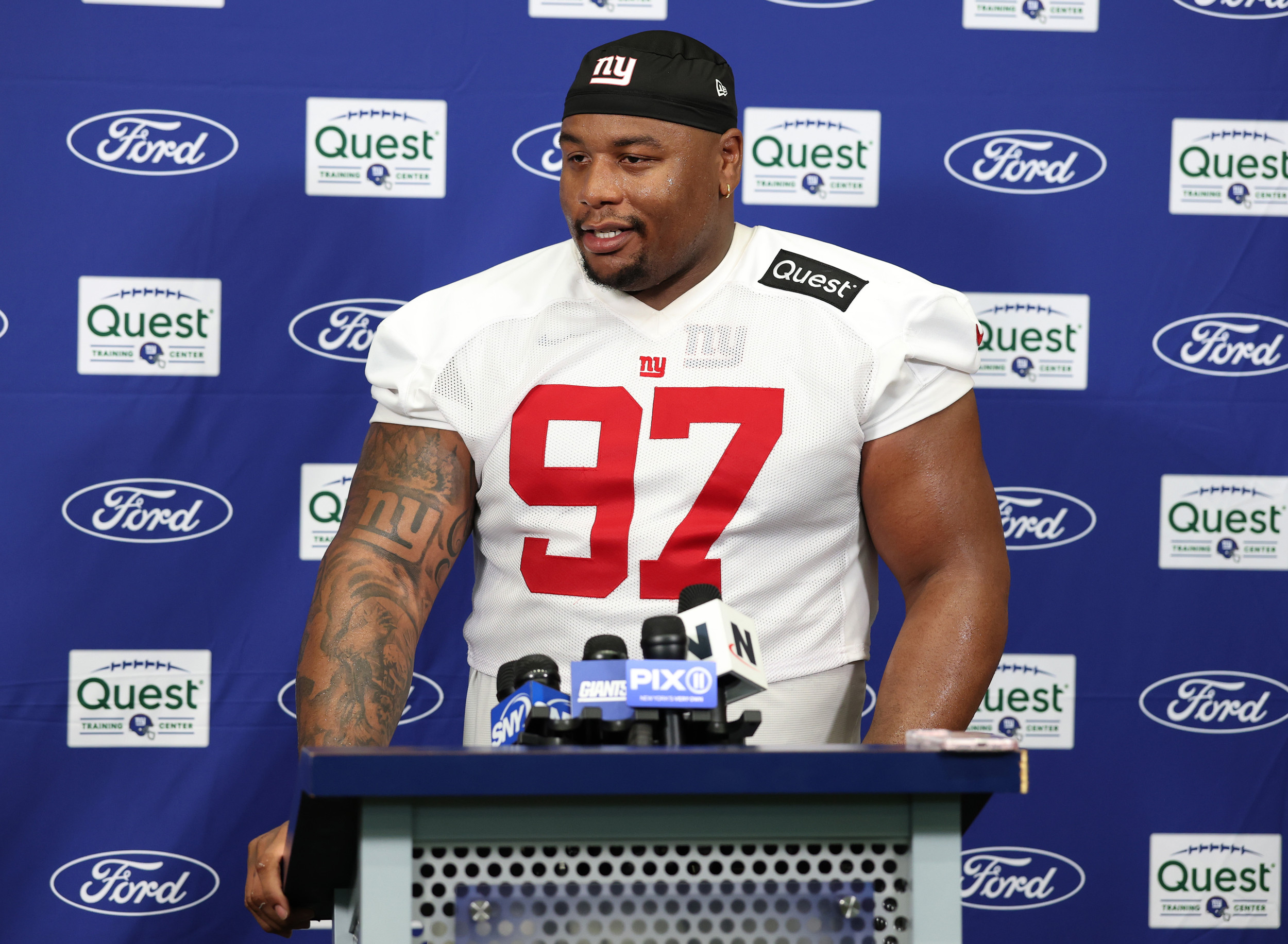 NY Giants Tweak Deal for Defensive Superstar